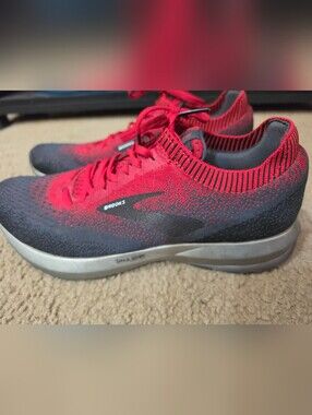 Brooks Levitate 2 Mens Size 10